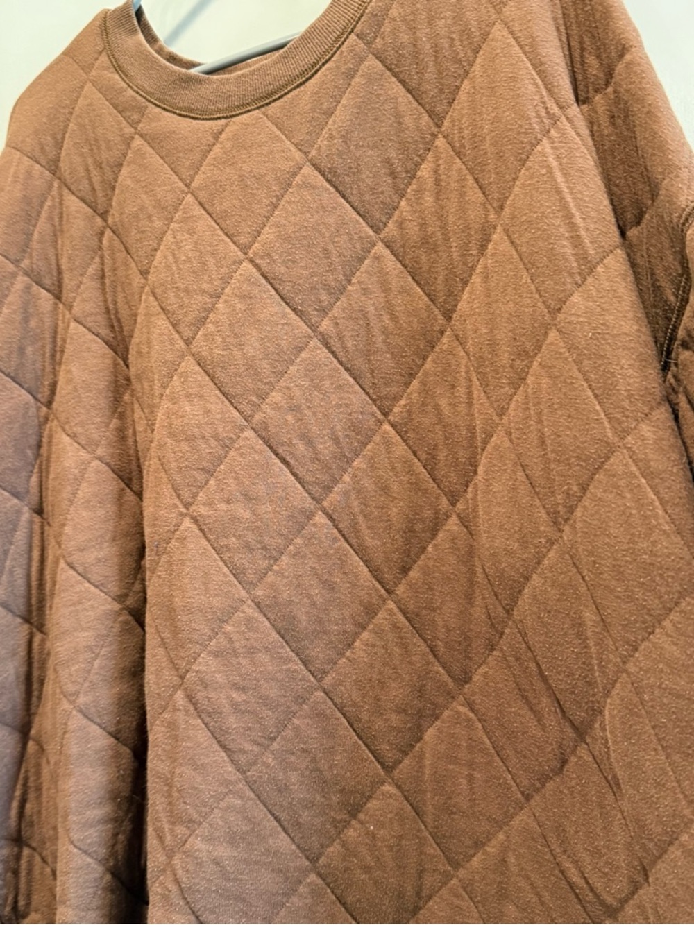 Old Navy Brown Quilted Crewneck Sweater - Picture 4 of 7